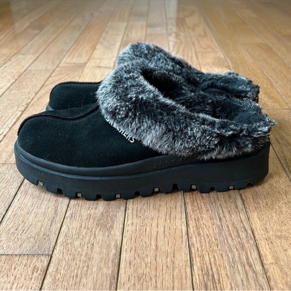 Skechers Y2K chunky mules clogs fur lined shindigs women’s size 8.5 black